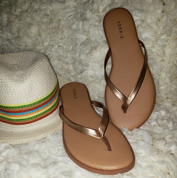 torrid flip flops